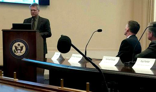 Berg and Frailey Advocate for Energy Frontier Research Centers in Congressional Briefing